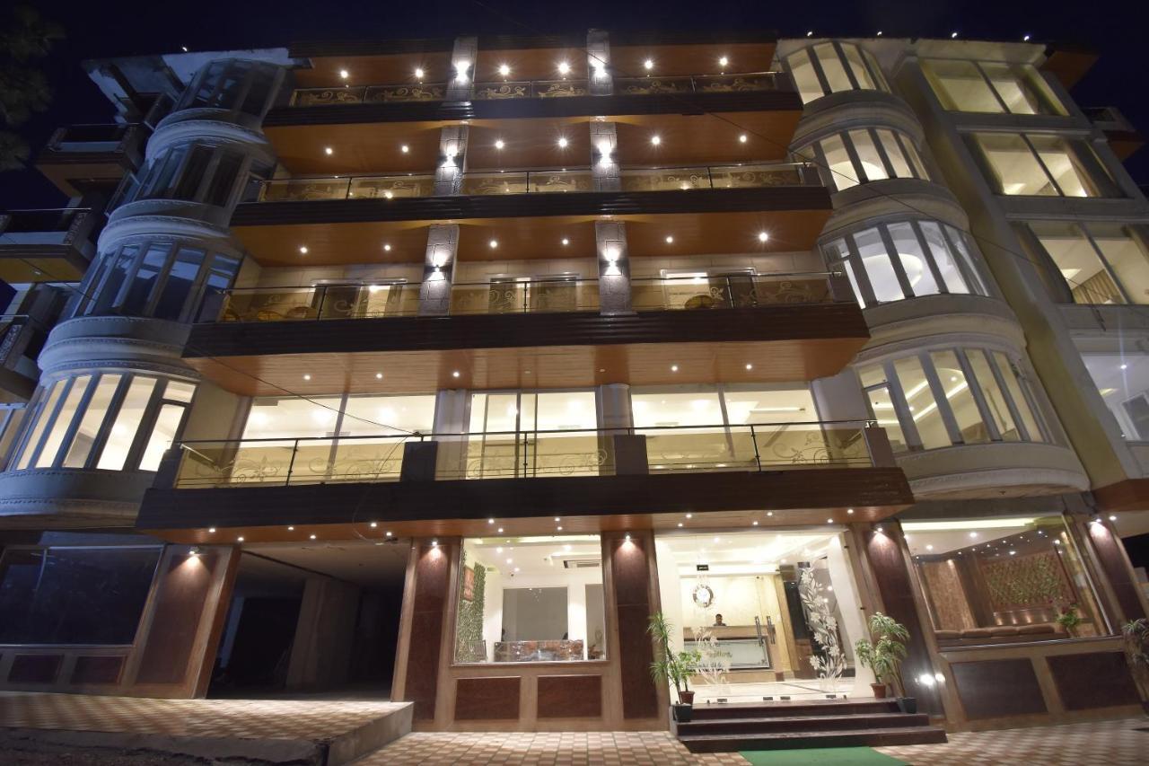 The Royal Castle Hot And Cold Centralized Dharamshala Exterior foto