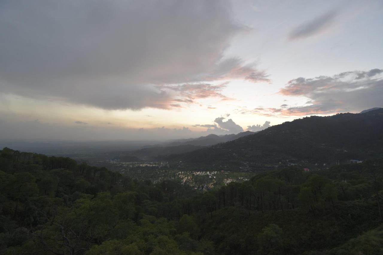 The Royal Castle Hot And Cold Centralized Dharamshala Exterior foto